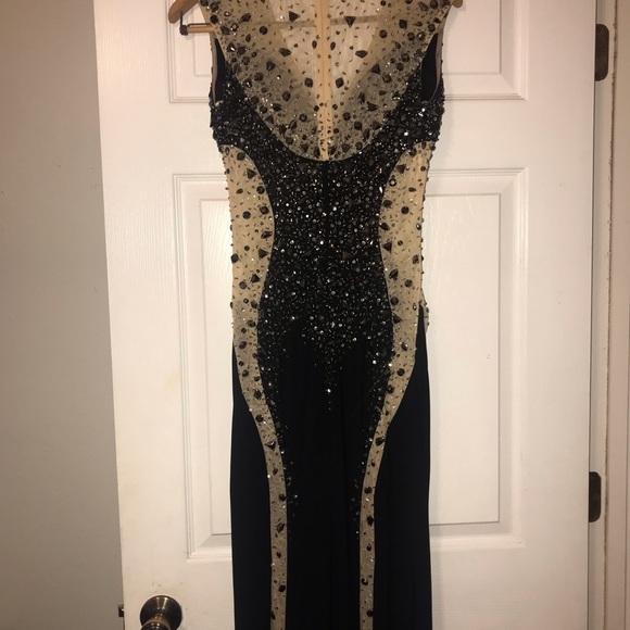 Beautiful Cinderella Divine gown - Picture 7 of 8